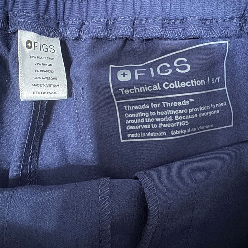Figs high waisted Yolo navy women’s scrub pants size small tall - Picture 7 of 7